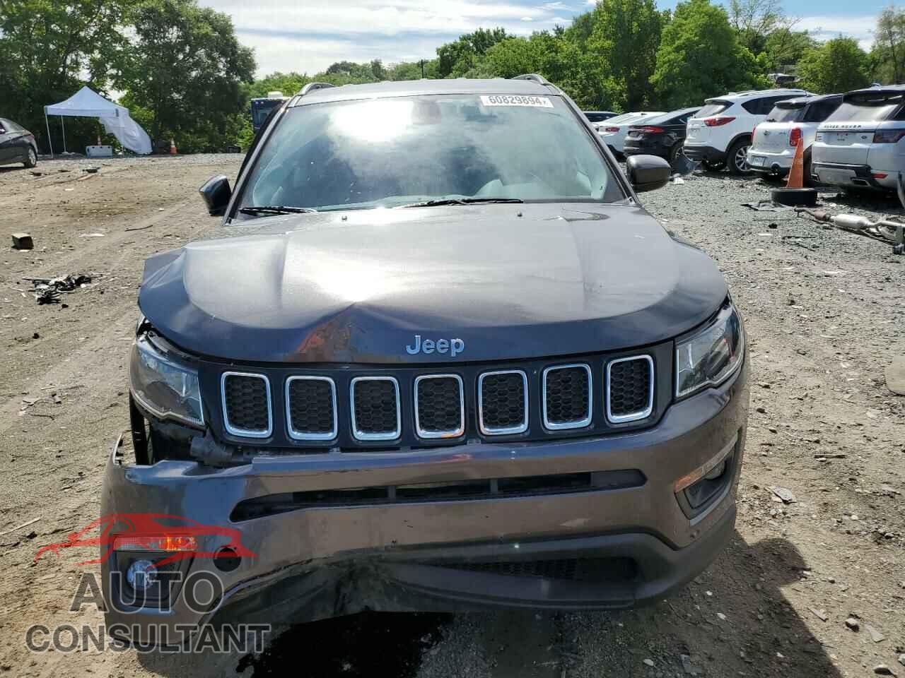 JEEP COMPASS 2021 - 3C4NJDBB4MT557527