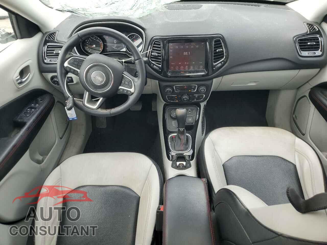 JEEP COMPASS 2021 - 3C4NJDCB7MT500771