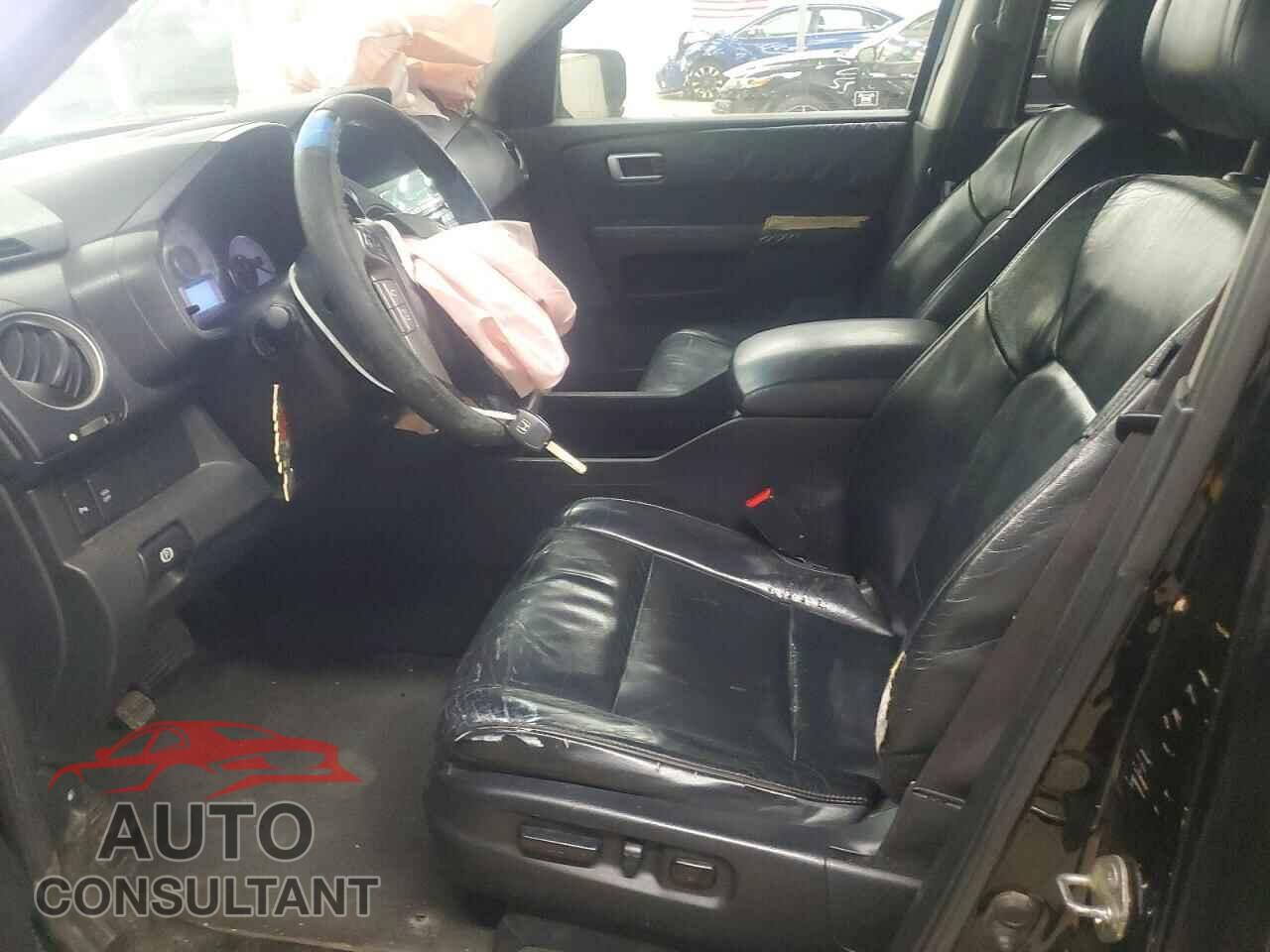 HONDA PILOT 2011 - 5FNYF4H94BB020249