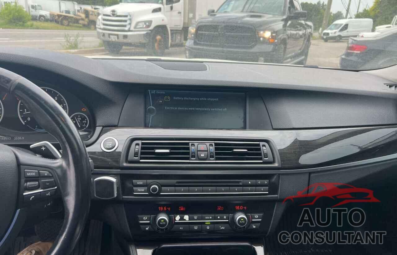 BMW 5 SERIES 2012 - WBAFZ9C57CC751589