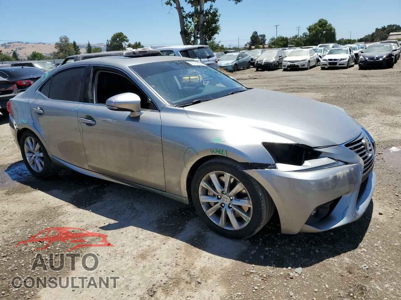 LEXUS IS 2016 - JTHBA1D22G5025839