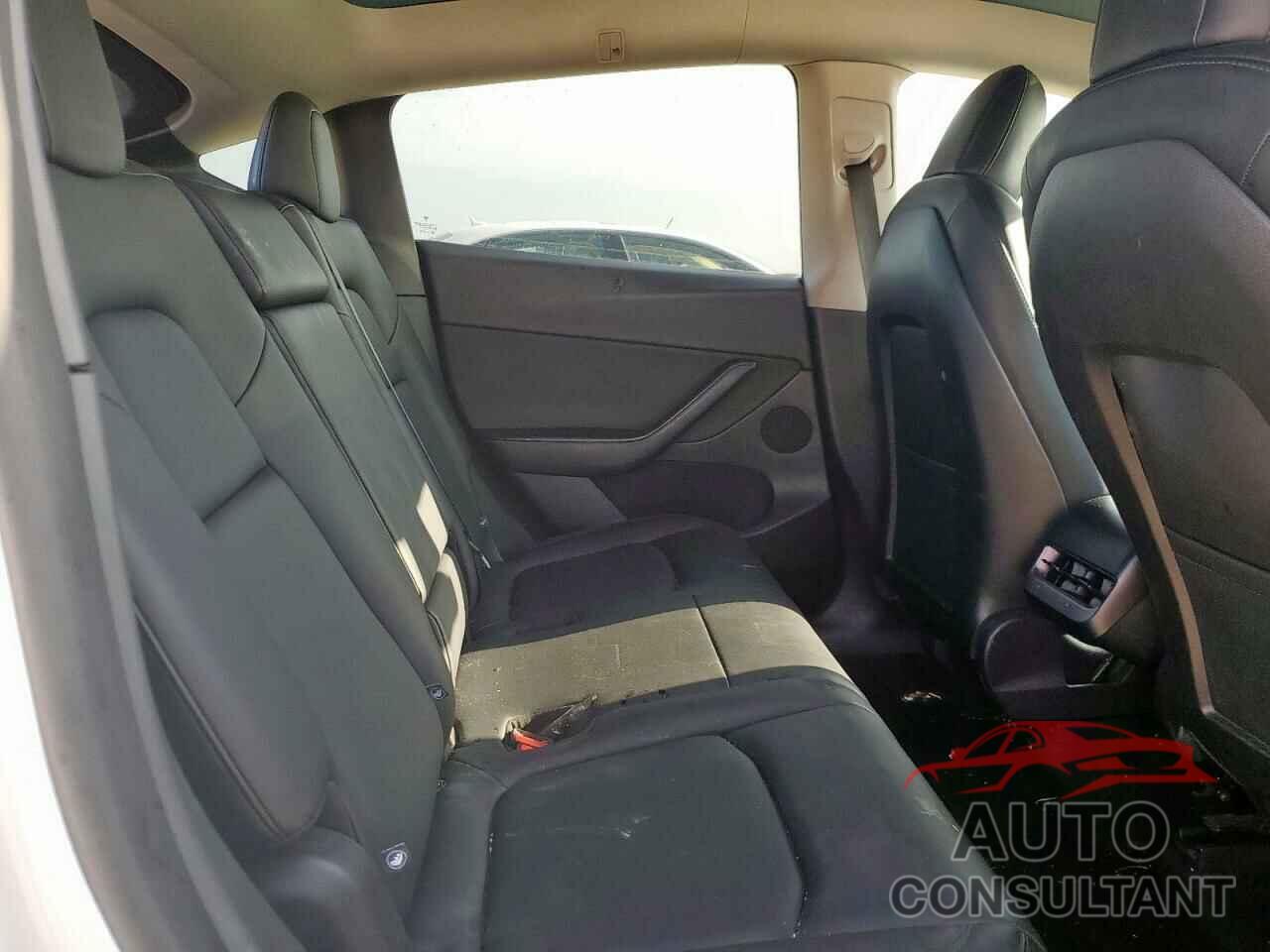 TESLA MODEL Y 2022 - 7SAYGAEE7NF469218