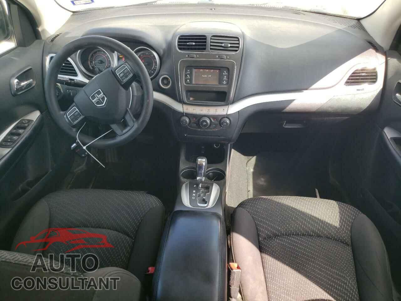 DODGE JOURNEY 2017 - 3C4PDCBG2HT571485