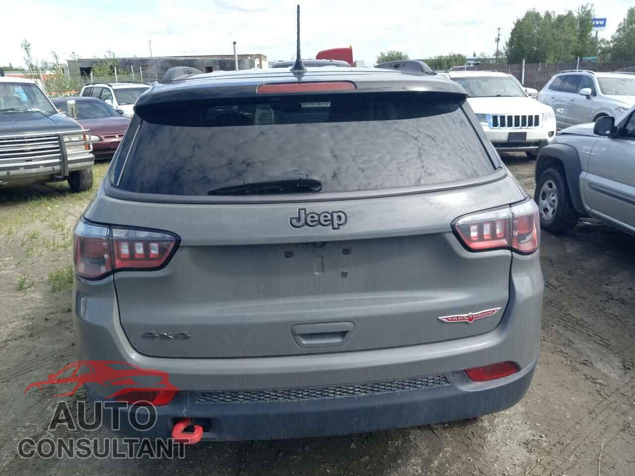 JEEP COMPASS 2020 - 3C4NJDDB8LT203621
