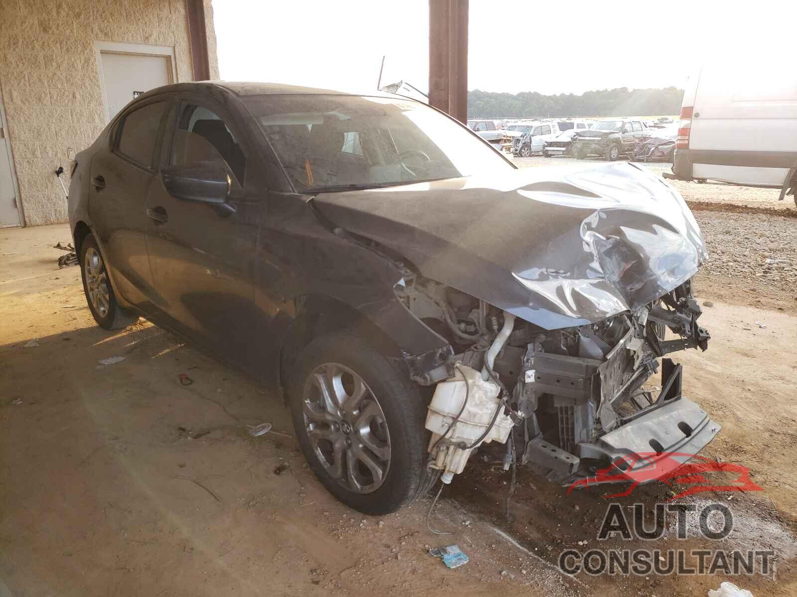 TOYOTA YARIS 2018 - 3MYDLBYV2JY312642