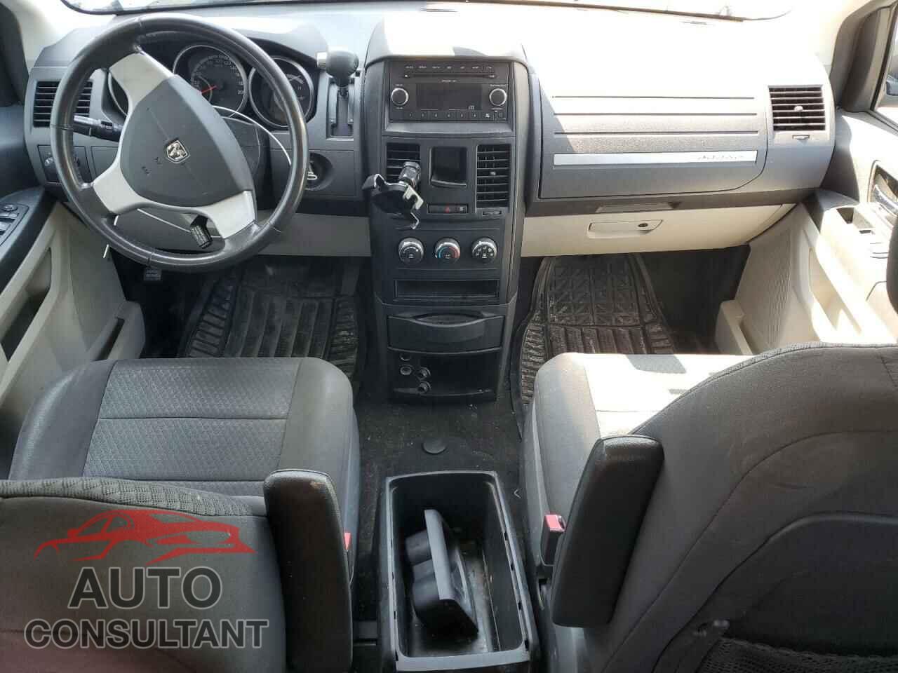 DODGE CARAVAN 2010 - 2D4RN4DE5AR472856