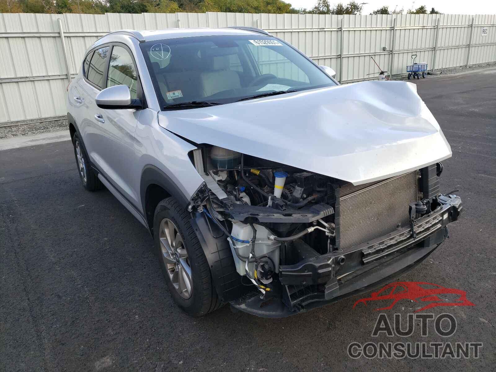 HYUNDAI TUCSON 2018 - KM8J3CA43JU698639