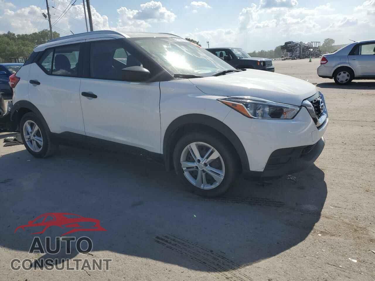 NISSAN KICKS 2019 - 3N1CP5CU3KL491404