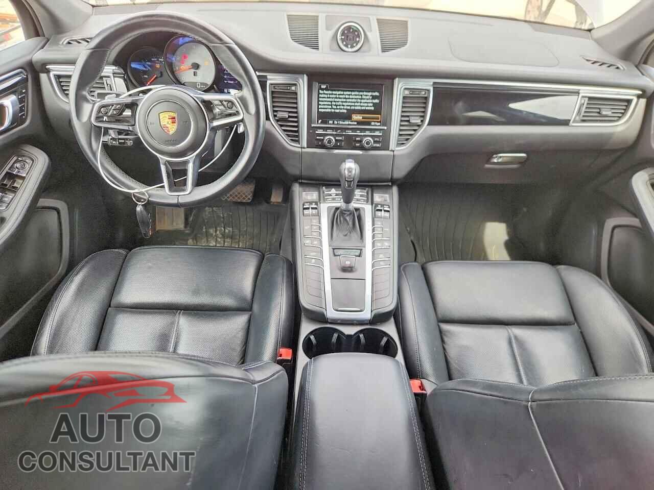 PORSCHE MACAN 2015 - WP1AB2A59FLB50828