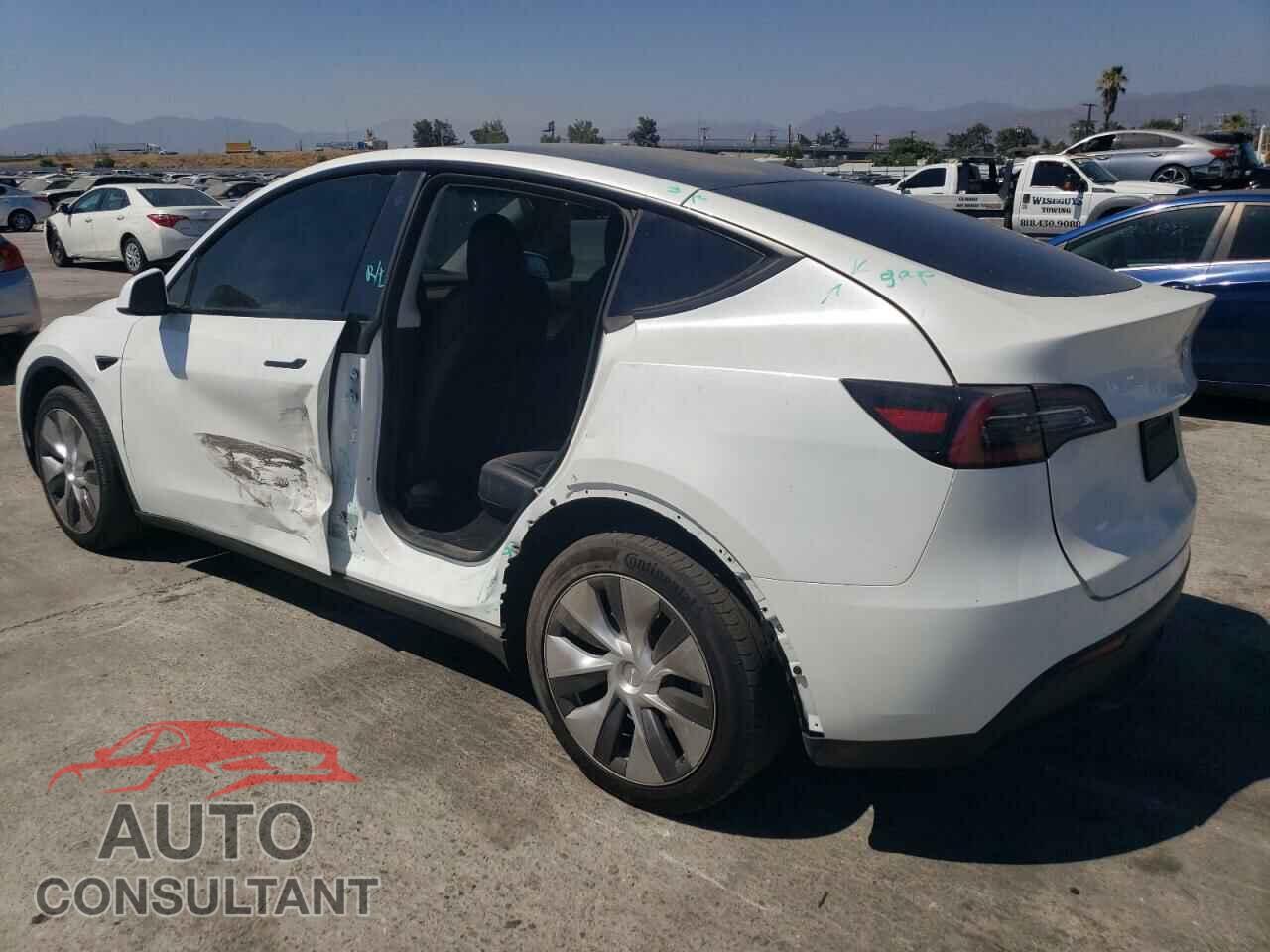 TESLA MODEL Y 2023 - 7SAYGDEE5PA106790