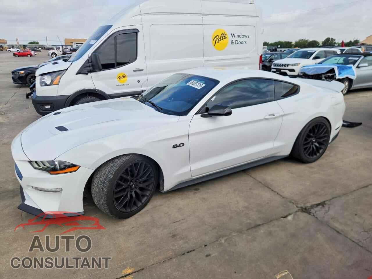 FORD MUSTANG 2019 - 1FA6P8CF4K5168904