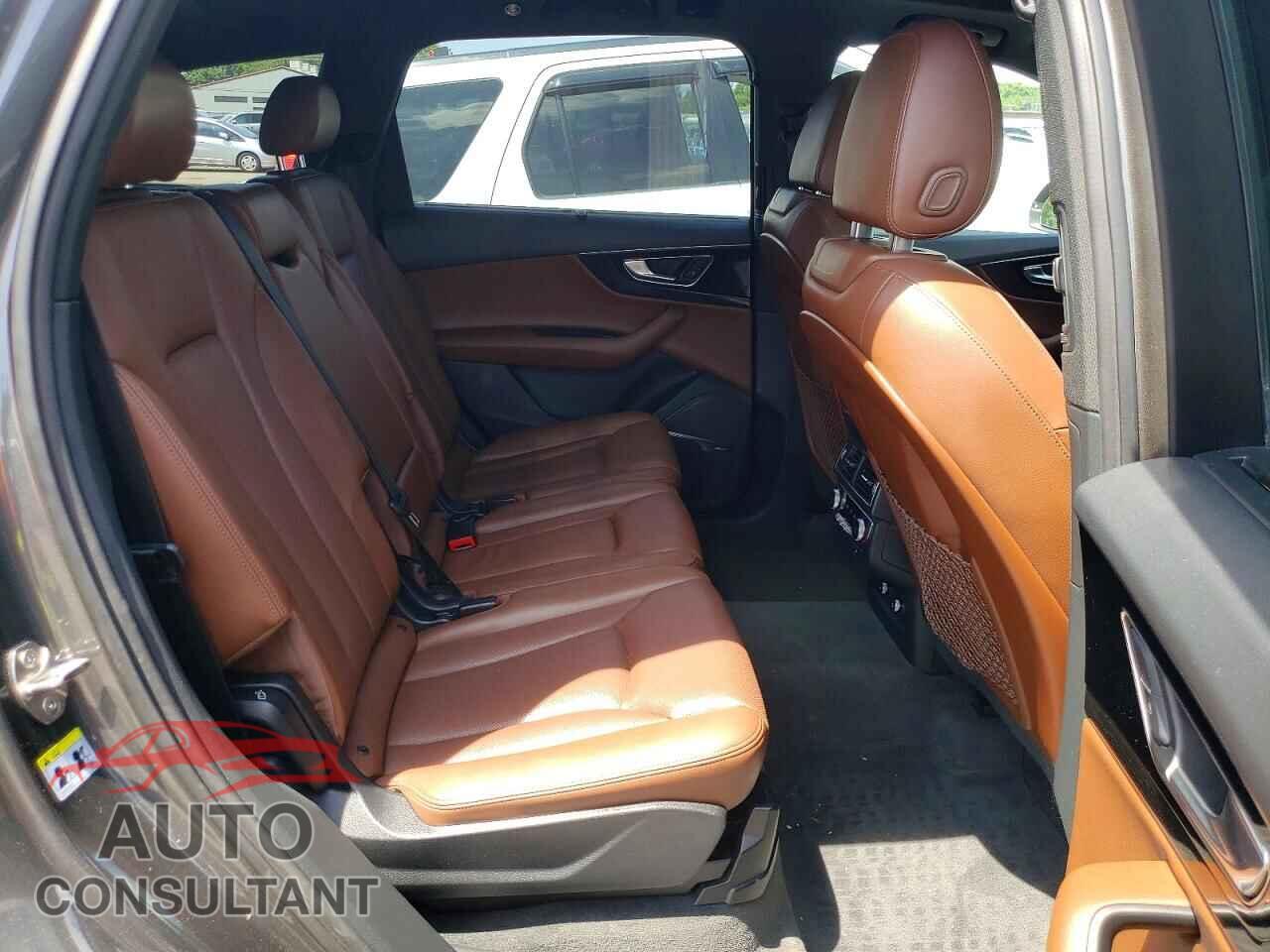 AUDI Q7 2019 - WA1VAAF78KD003182