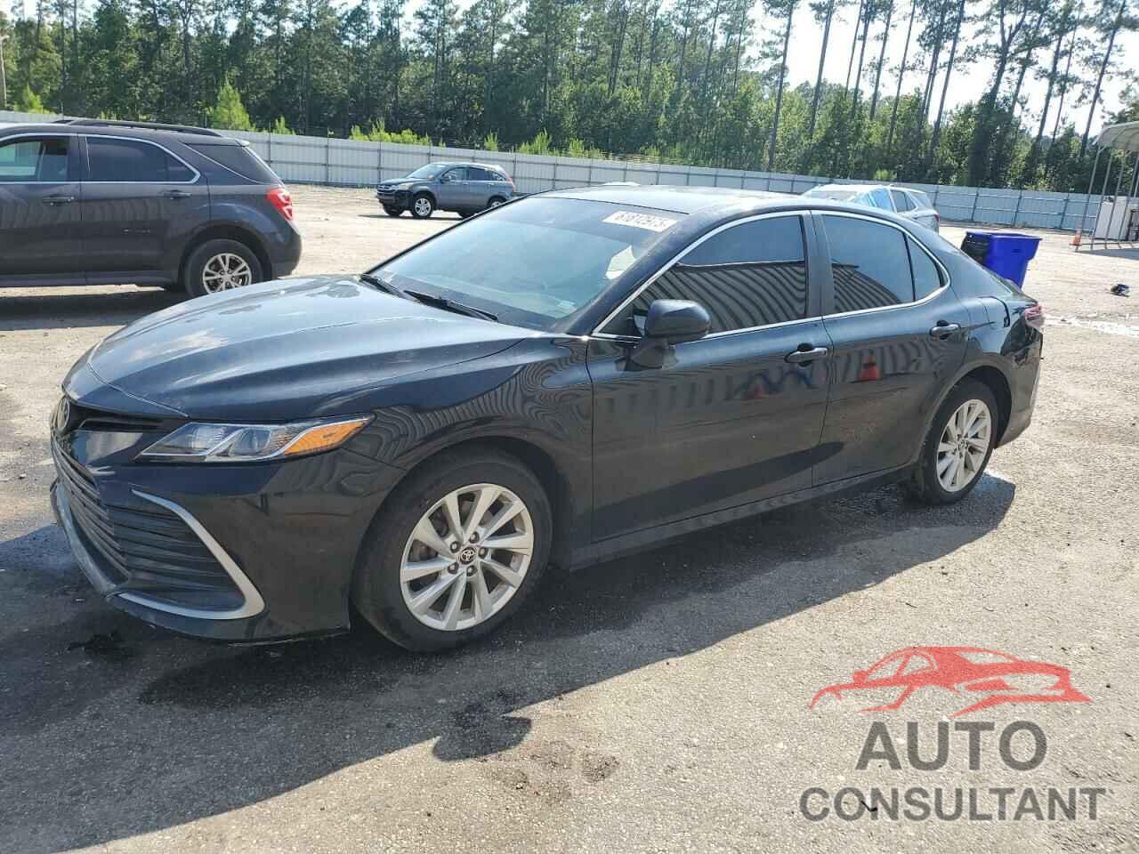 TOYOTA CAMRY 2021 - 4T1C11AK4MU458893