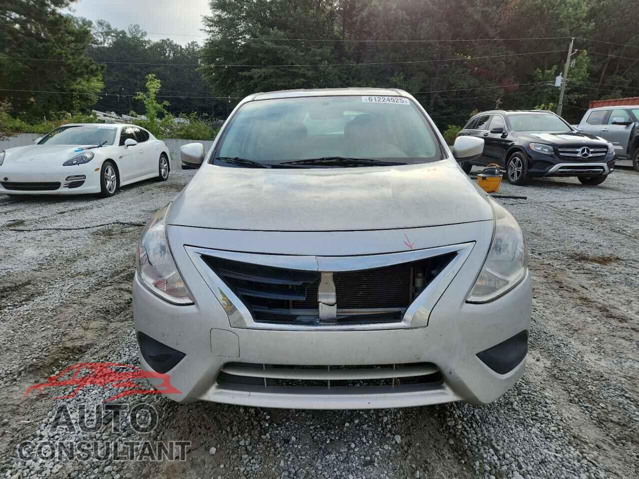 NISSAN VERSA 2018 - 3N1CN7AP1JL868342