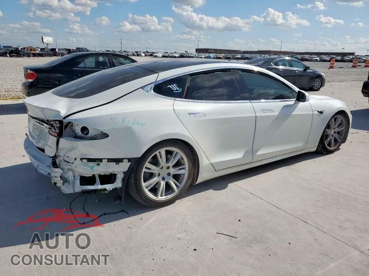 TESLA MODEL S 2021 - 5YJSA1E2XMF427425