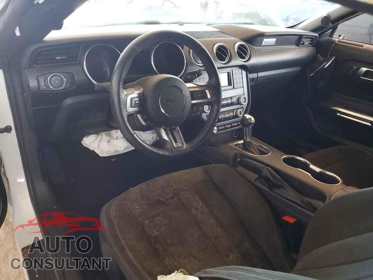 FORD MUSTANG 2021 - 1FA6P8TH7M5113447