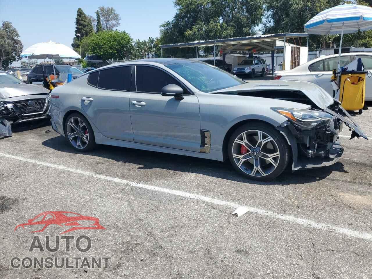 KIA STINGER 2019 - KNAE45LC4K6066335