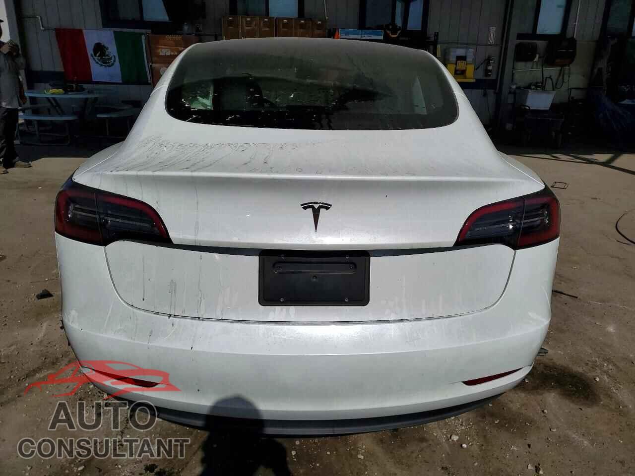 TESLA MODEL 3 2023 - 5YJ3E1EAXPF582660