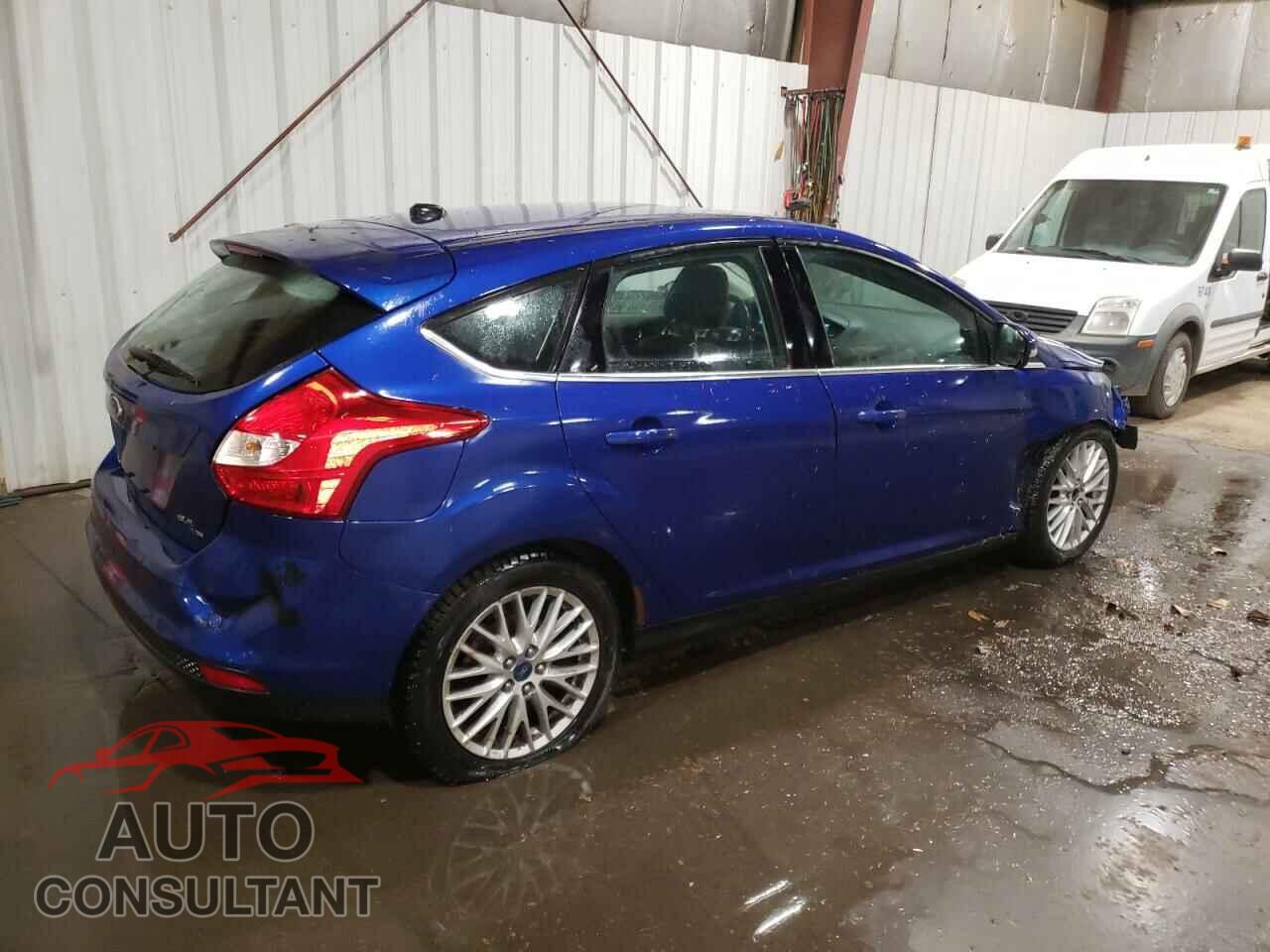 FORD FOCUS 2012 - 1FAHP3M23CL373652
