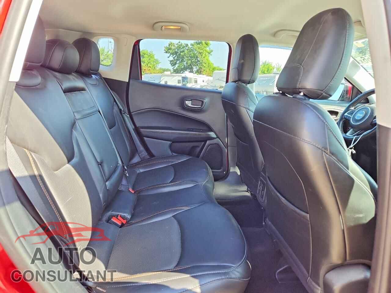 JEEP COMPASS 2019 - 3C4NJDCB2KT627702
