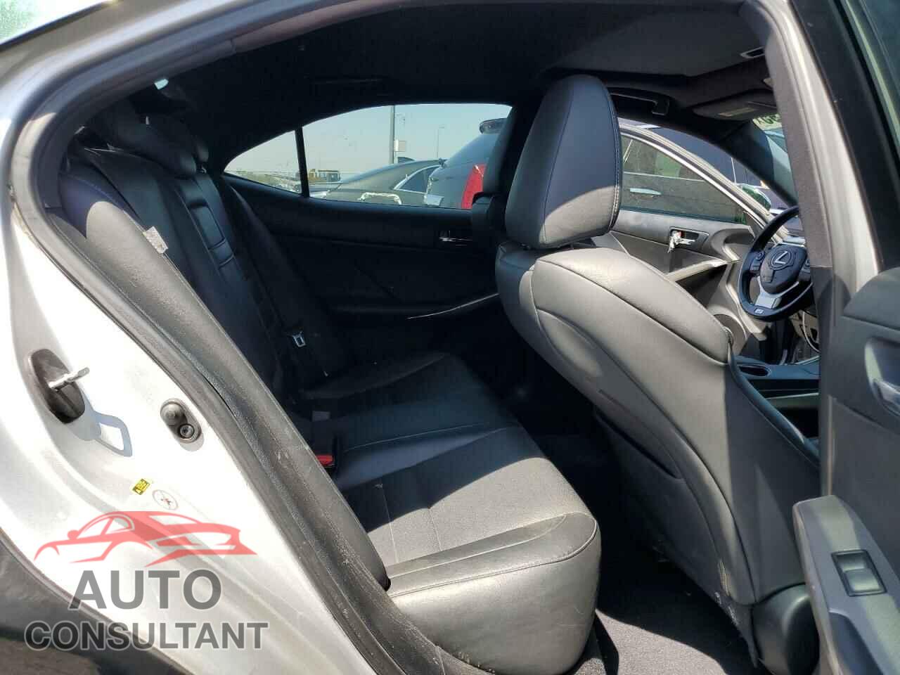 LEXUS IS 2014 - JTHBF1D28E5008557