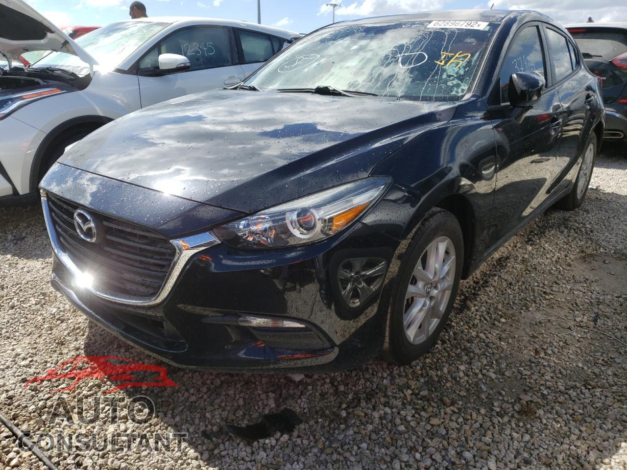 MAZDA 3 2018 - 3MZBN1K70JM185043