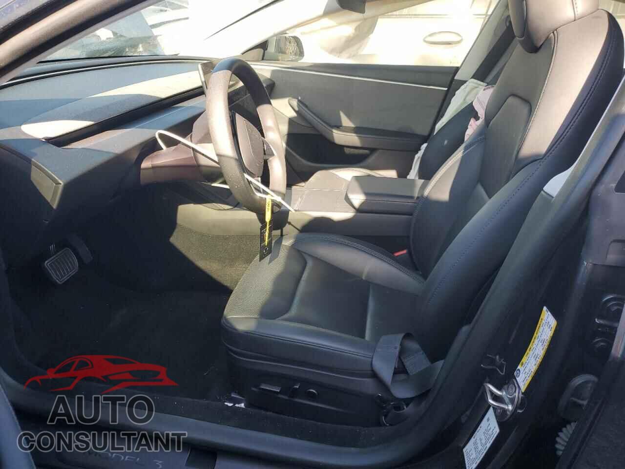 TESLA MODEL 3 2024 - 5YJ3E1EA3RF730926