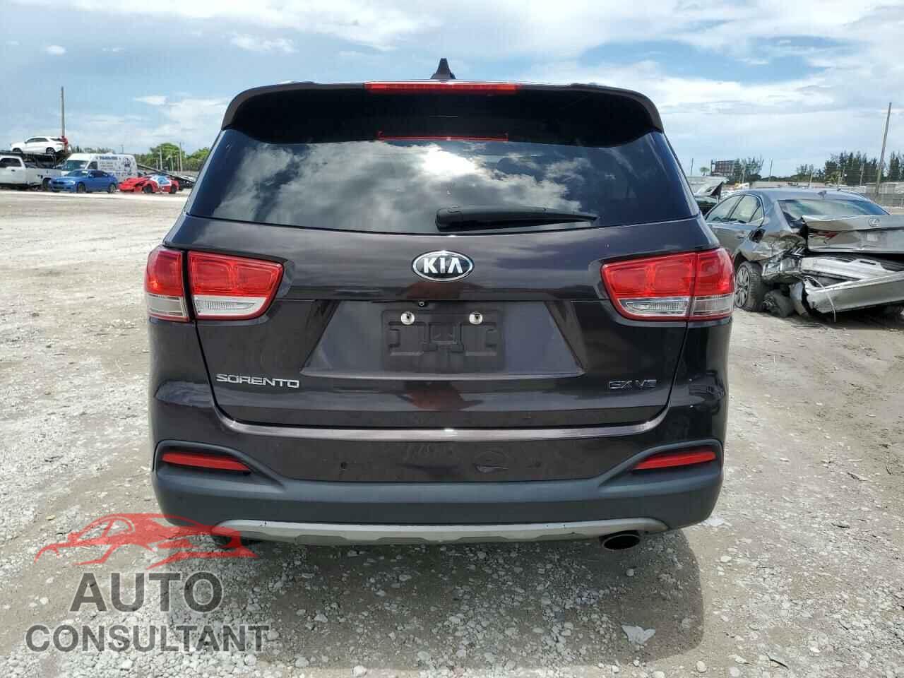 KIA SORENTO 2017 - 5XYPH4A54HG302082