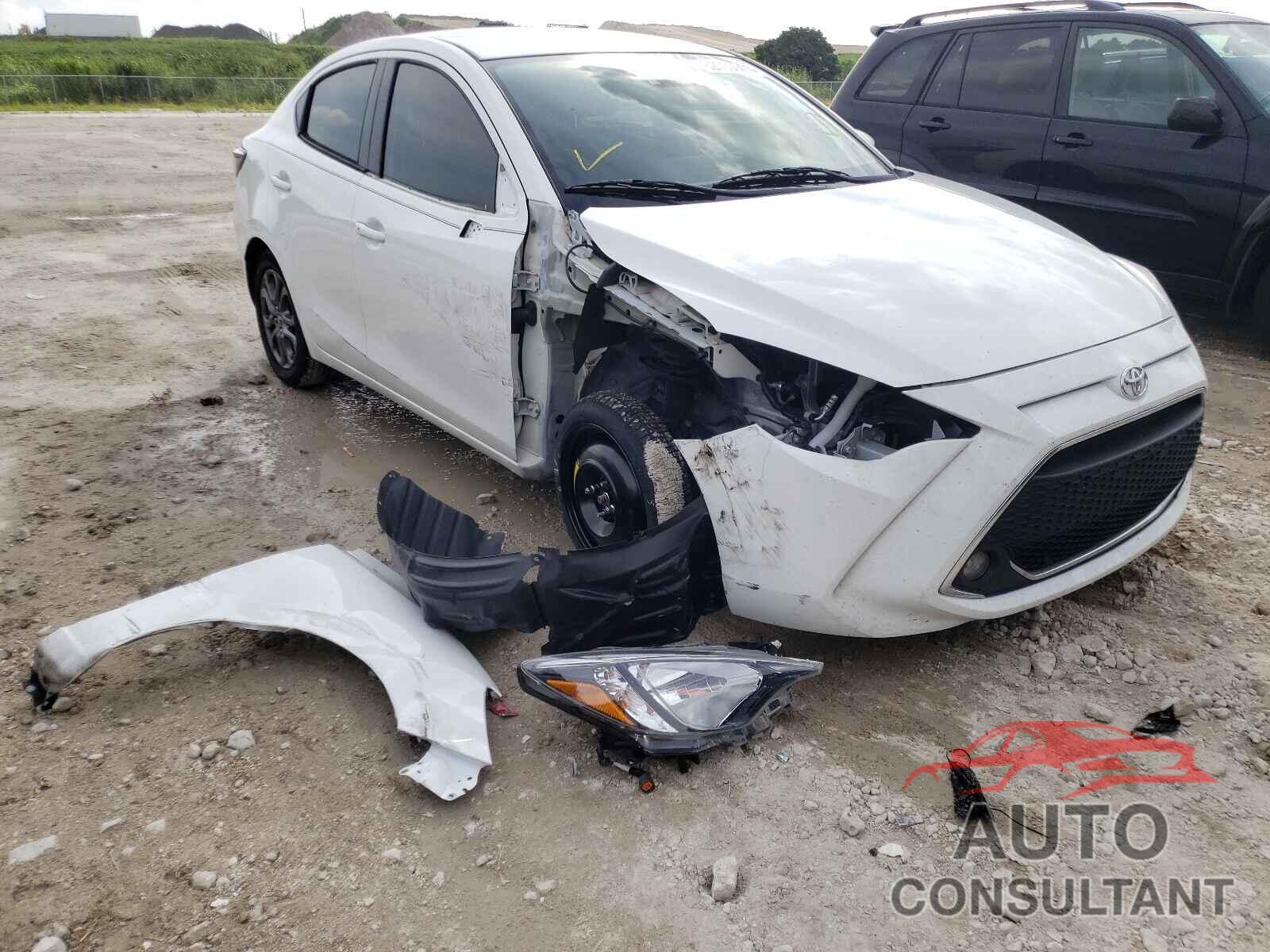 TOYOTA YARIS 2019 - 3MYDLBYV5KY519043