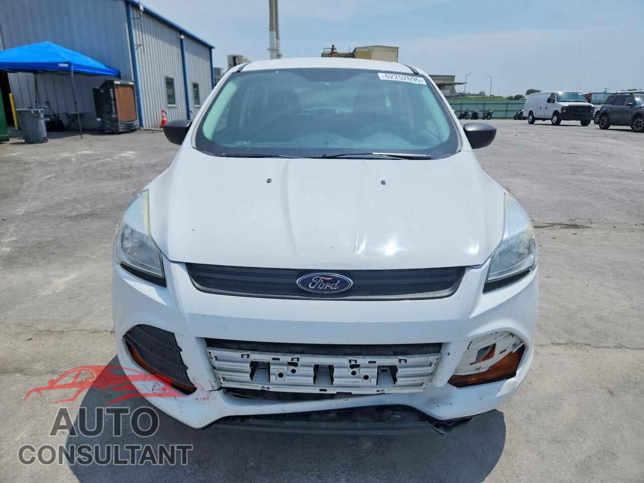 FORD ESCAPE 2016 - 1FMCU0F77GUA52679
