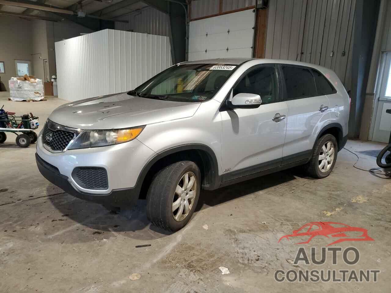 KIA SORENTO 2011 - 5XYKTCA13BG009099