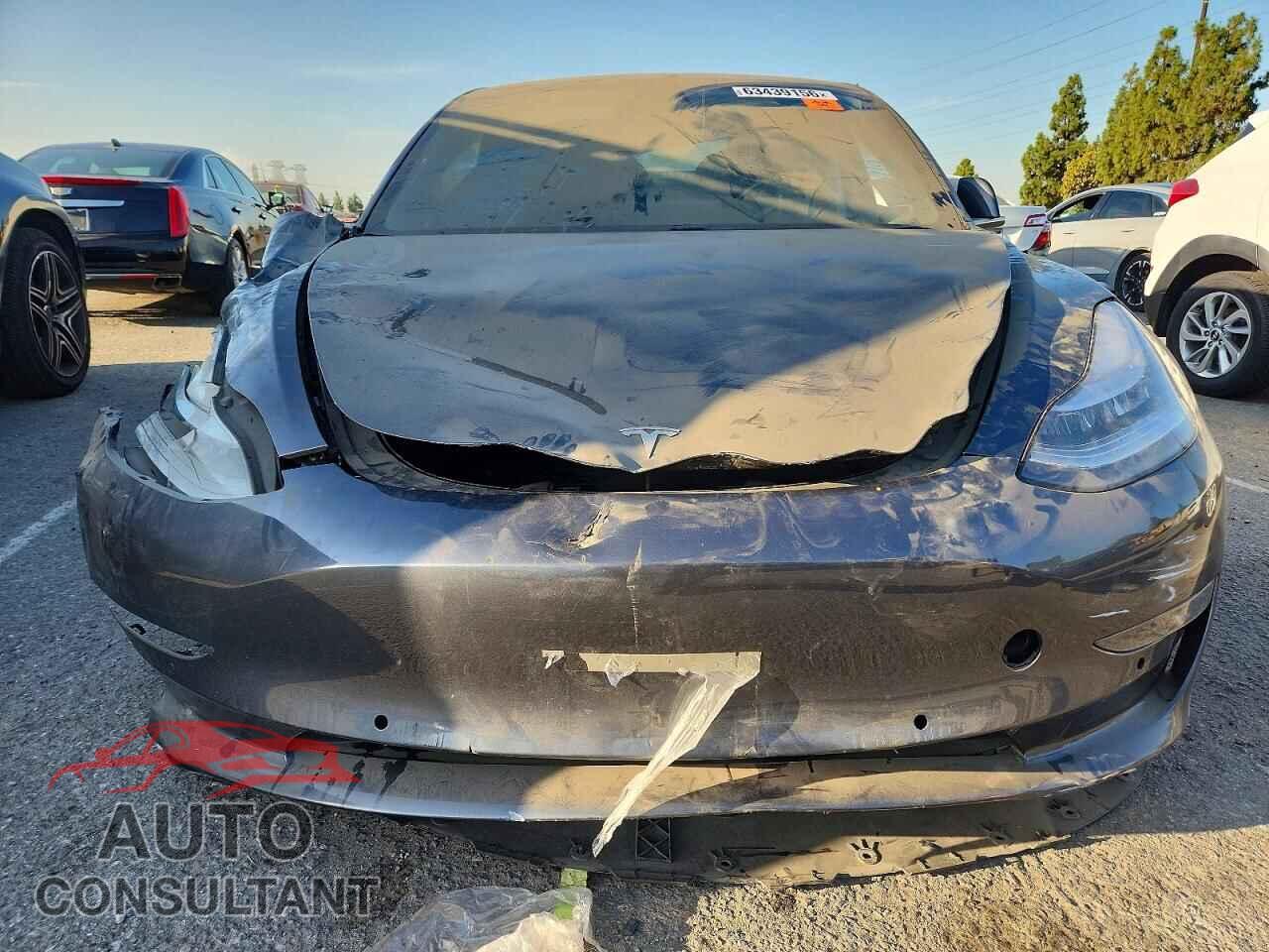 TESLA MODEL 3 2018 - 5YJ3E1EA3JF157661