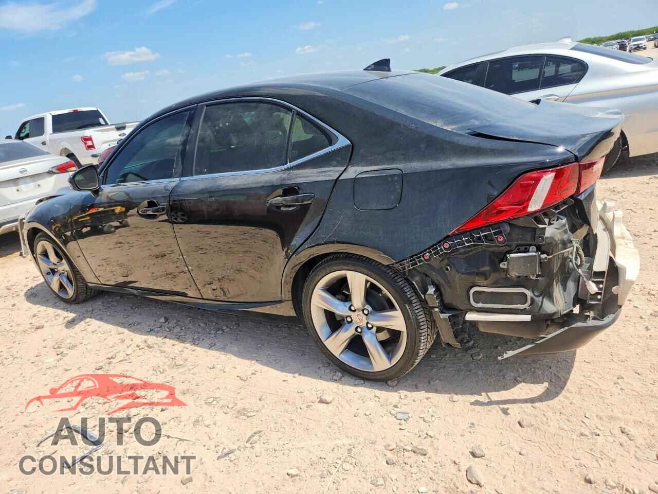 LEXUS IS 2014 - JTHBE1D29E5005136