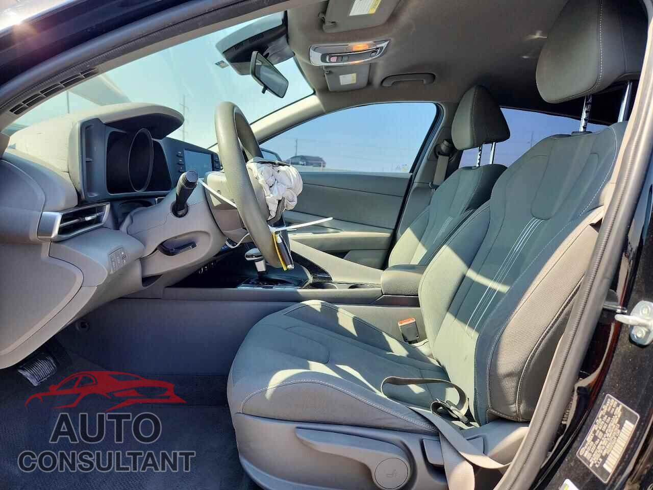 HYUNDAI ELANTRA 2023 - KMHLM4AJ2PU067813