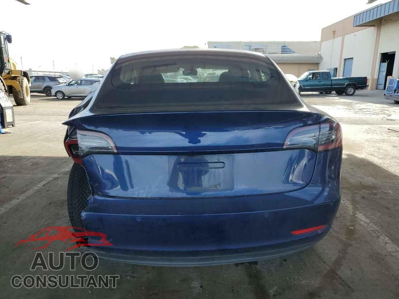 TESLA MODEL 3 2018 - 5YJ3E1EA2JF041741