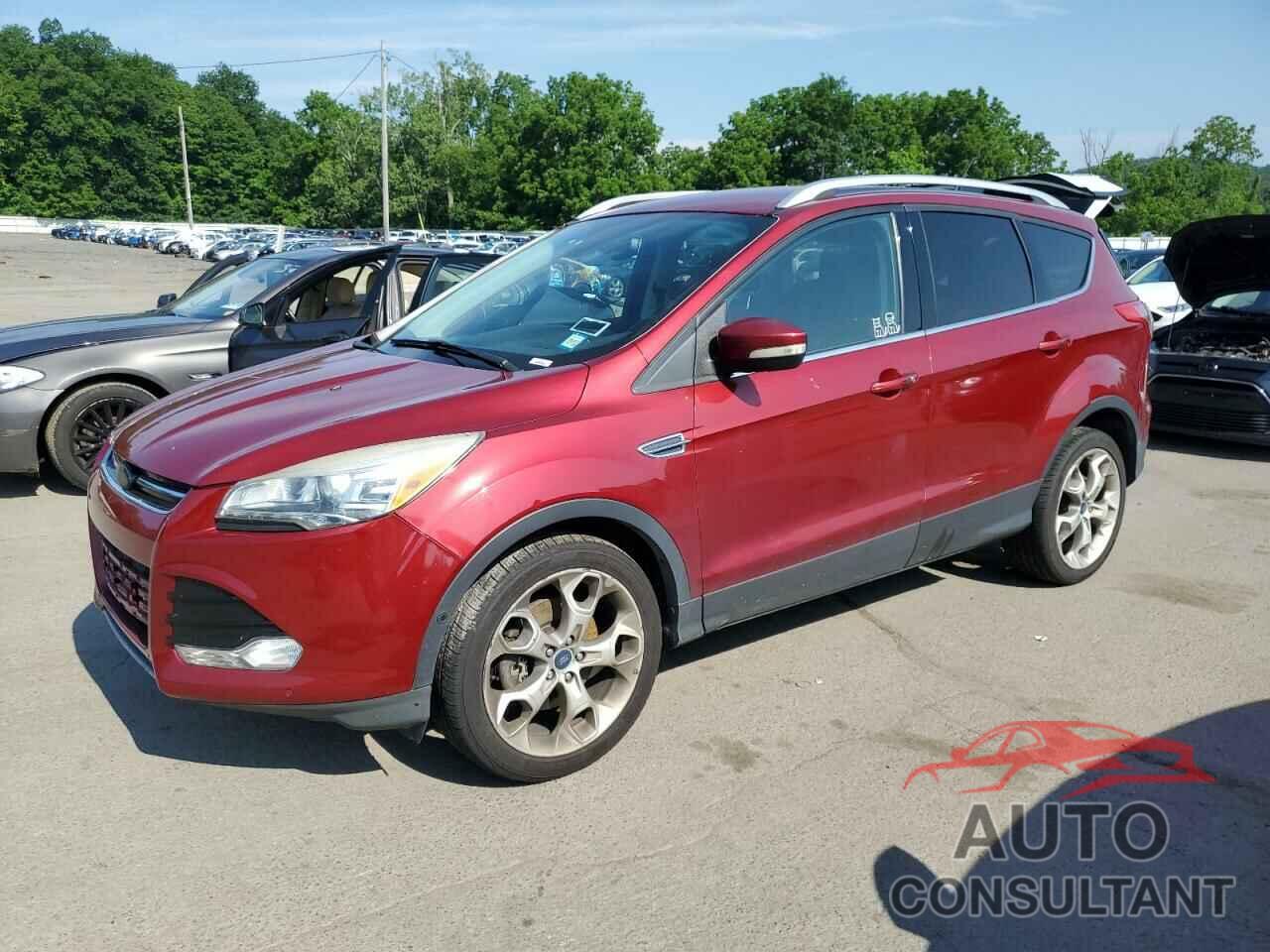 FORD ESCAPE 2015 - 1FMCU9J9XFUA34821