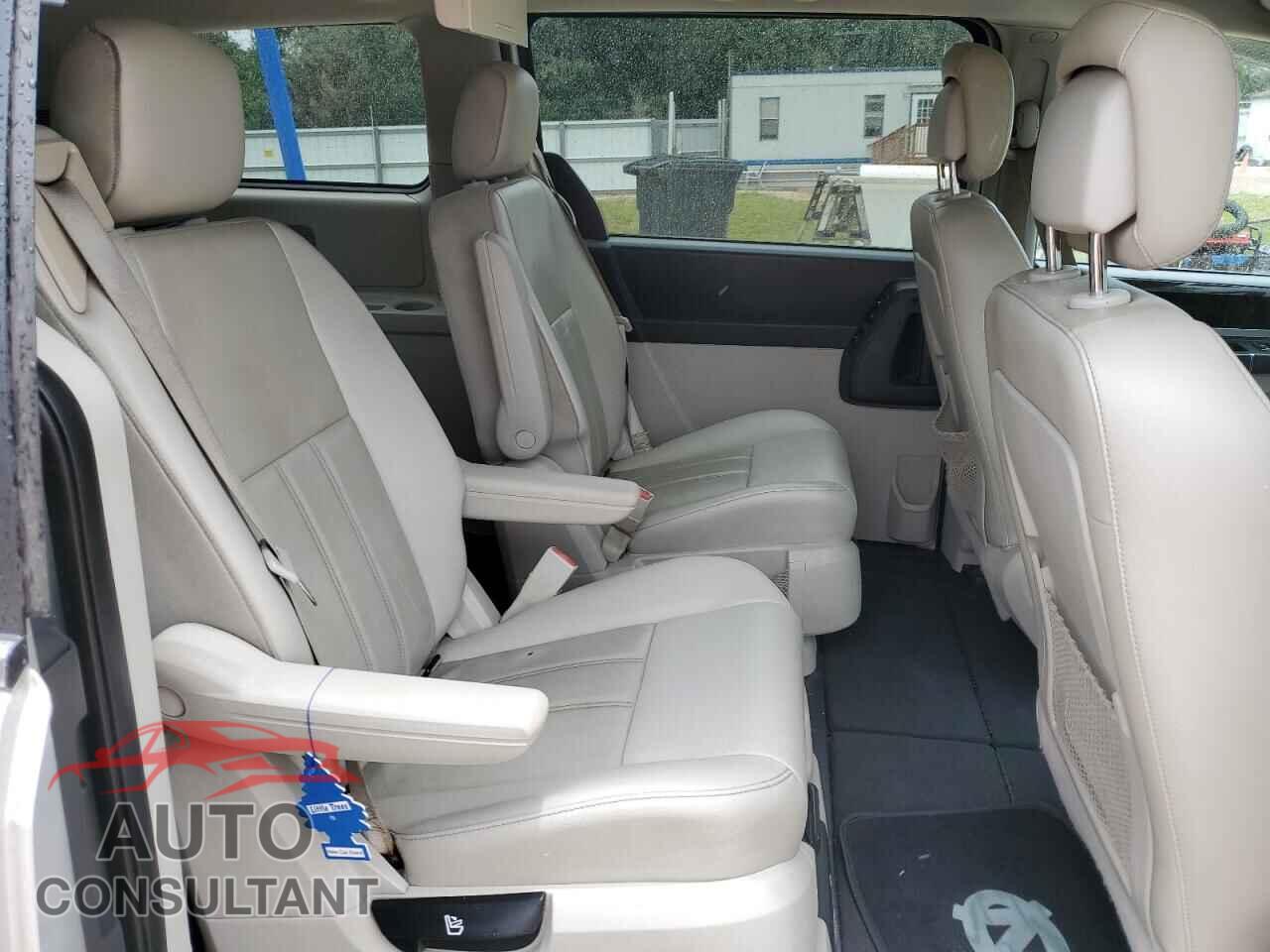 DODGE CARAVAN 2010 - 2D4RN5DX3AR302485