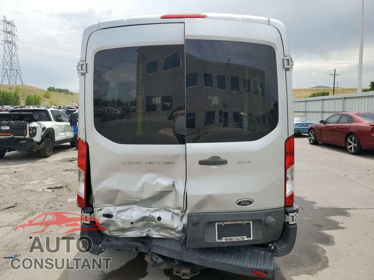 FORD TRANSIT 2015 - 1FBZX2CG4FKA82162