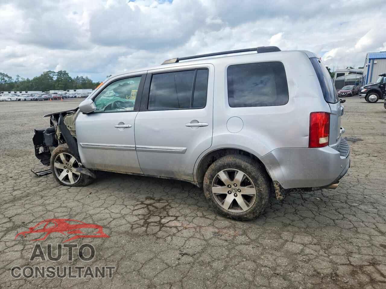 HONDA PILOT 2013 - 5FNYF4H9XDB043134