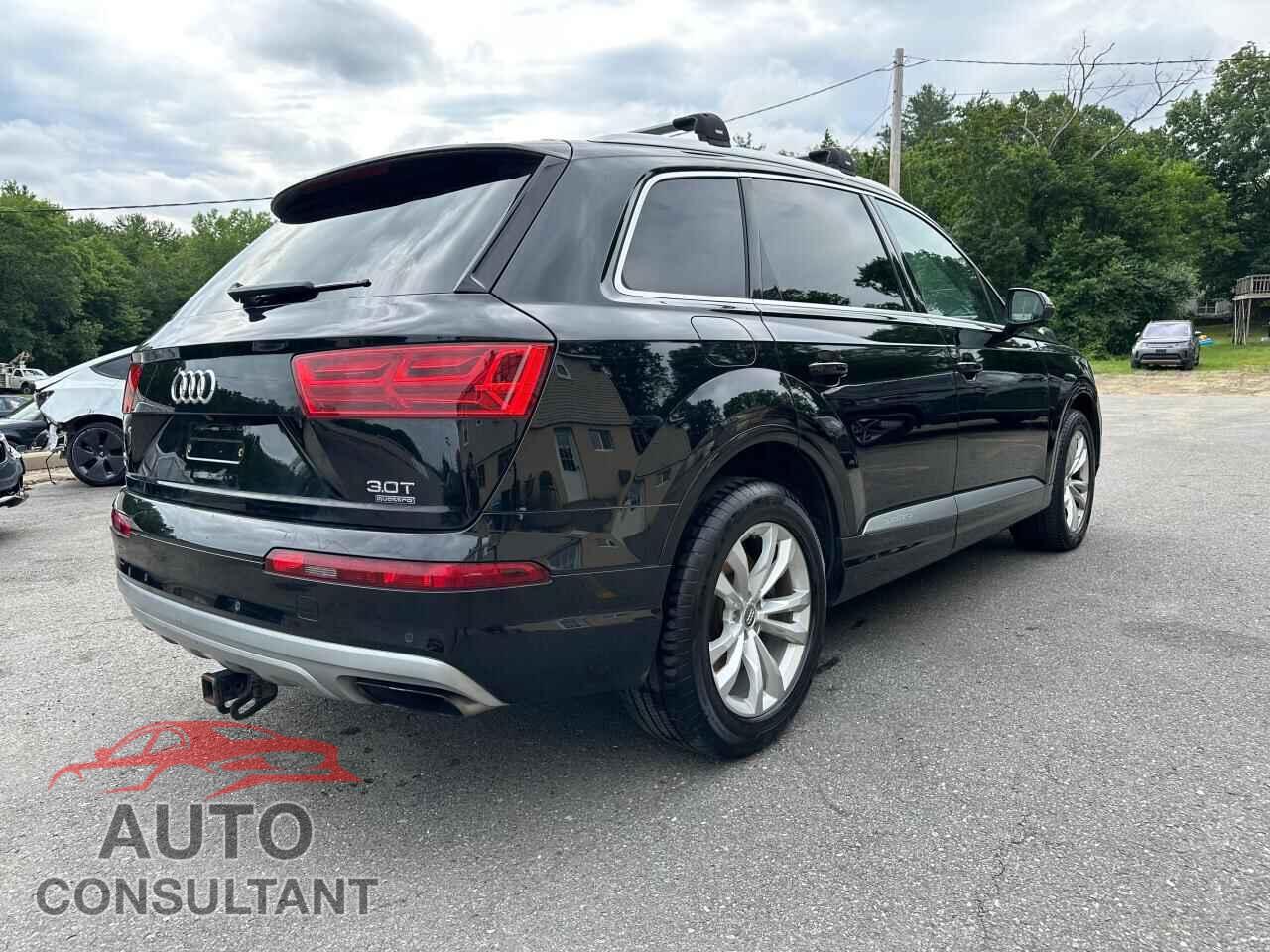AUDI Q7 2017 - WA1LAAF78HD040460