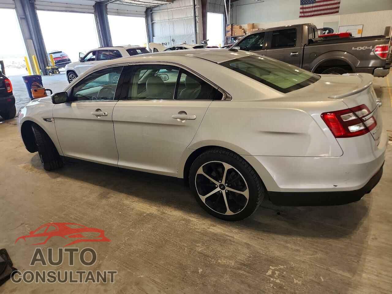 FORD TAURUS 2014 - 1FAHP2F80EG115211