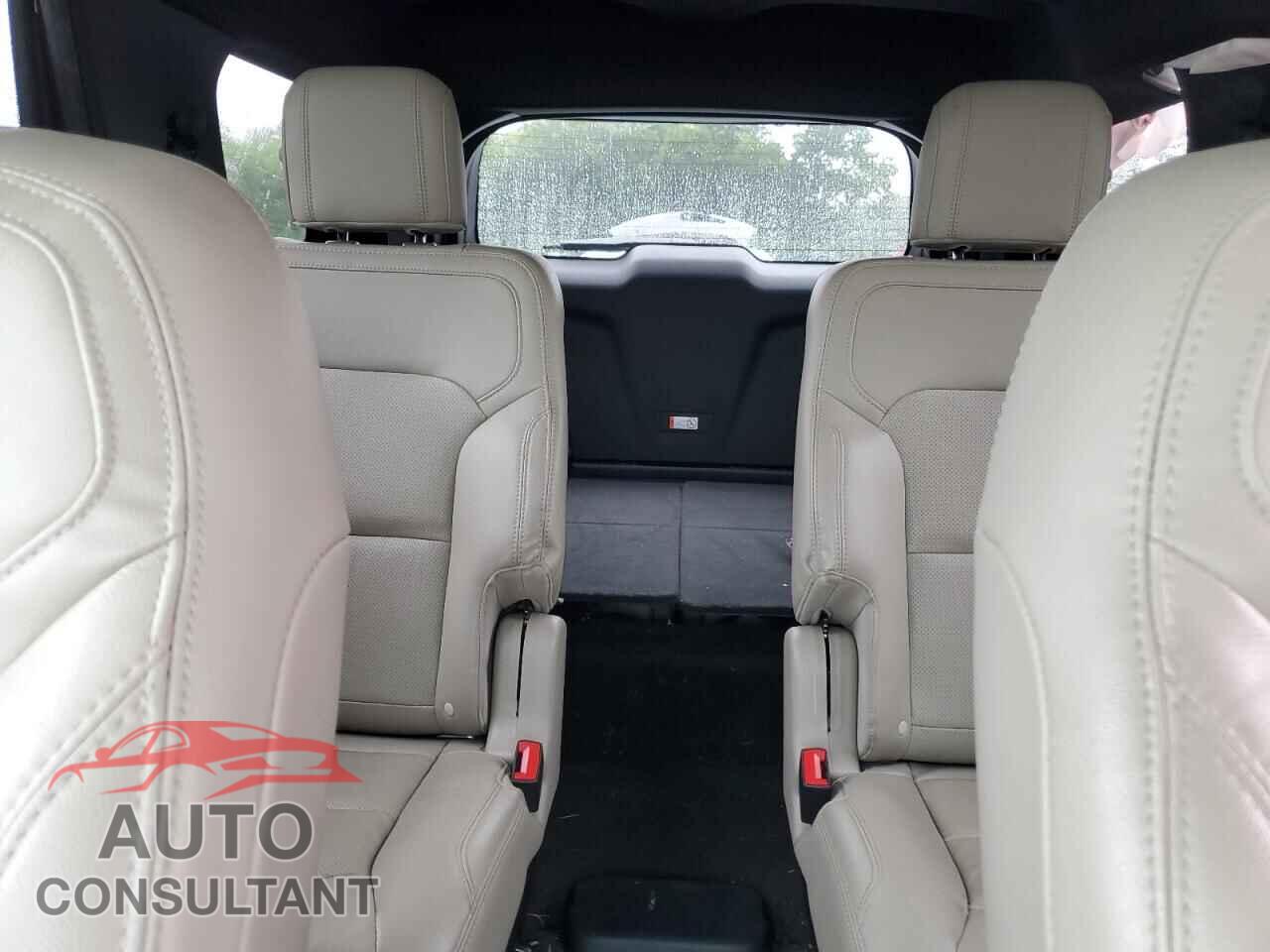 FORD EXPLORER 2018 - 1FM5K8FH1JGB49825