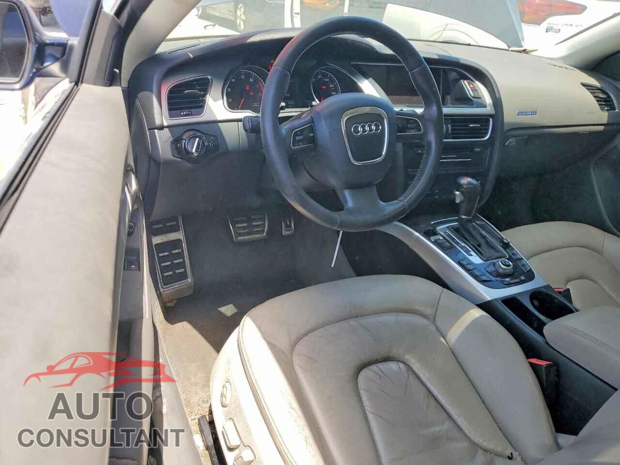 AUDI A5 2010 - WAULFAFR6AA084924