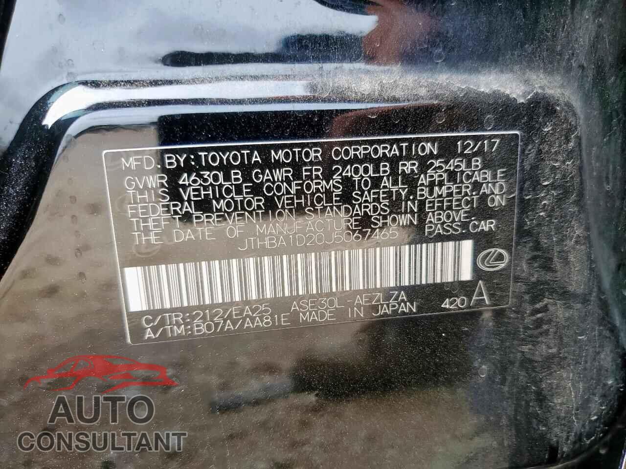 LEXUS IS 2018 - JTHBA1D20J5067465