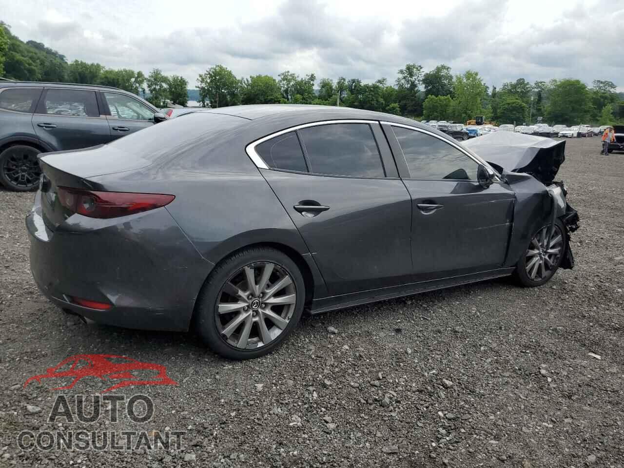 MAZDA 3 2021 - JM1BPBCL8M1334802