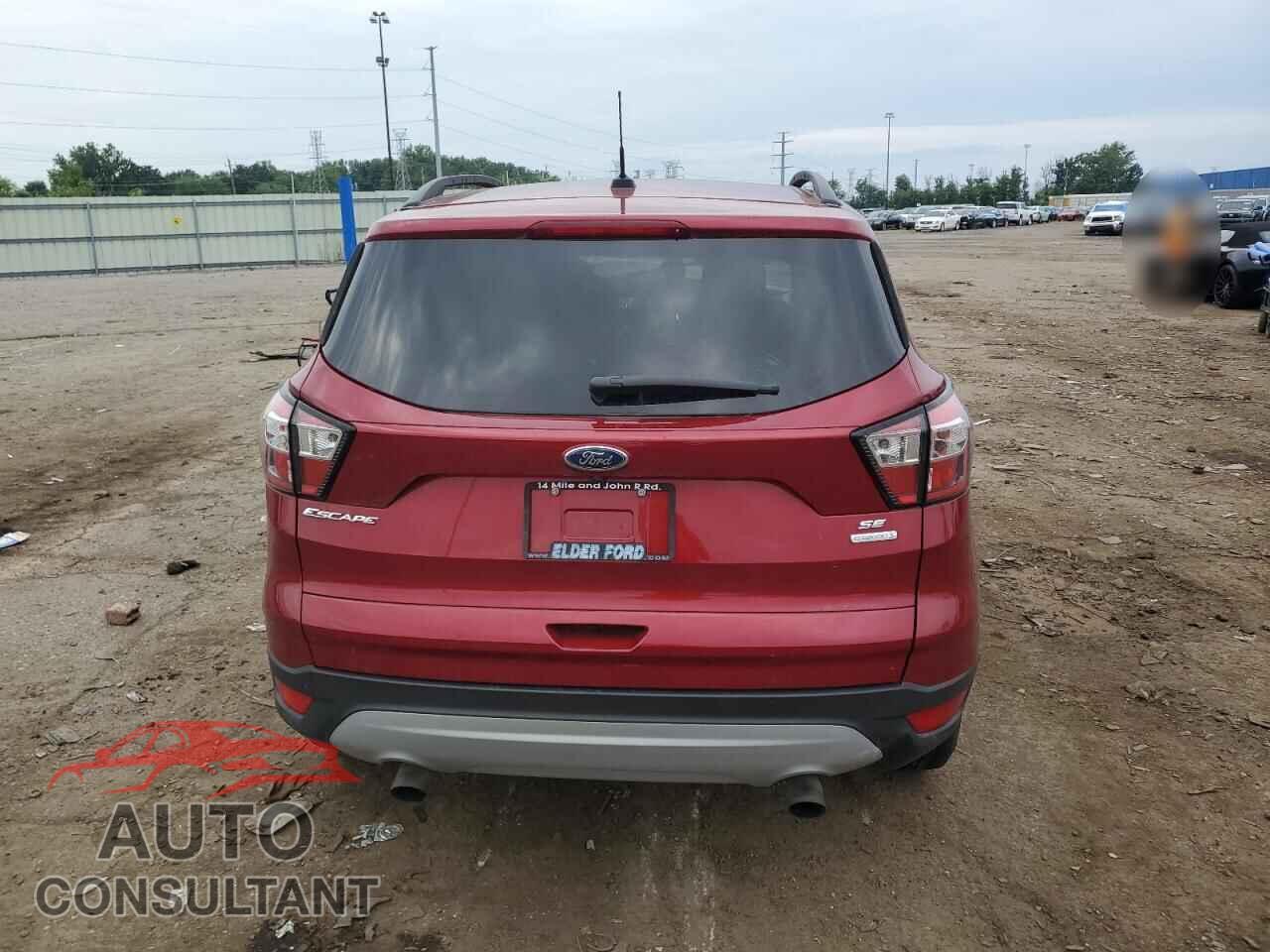 FORD ESCAPE 2018 - 1FMCU0GD0JUC85699