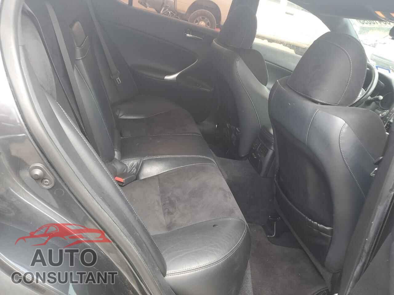 LEXUS IS 2011 - JTHBF5C26B5151740
