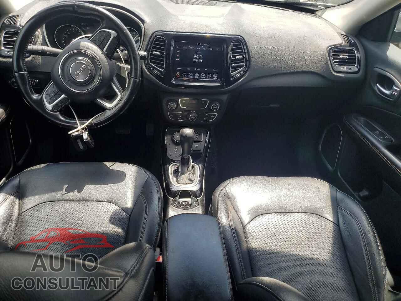 JEEP COMPASS 2020 - 3C4NJDCB4LT178444