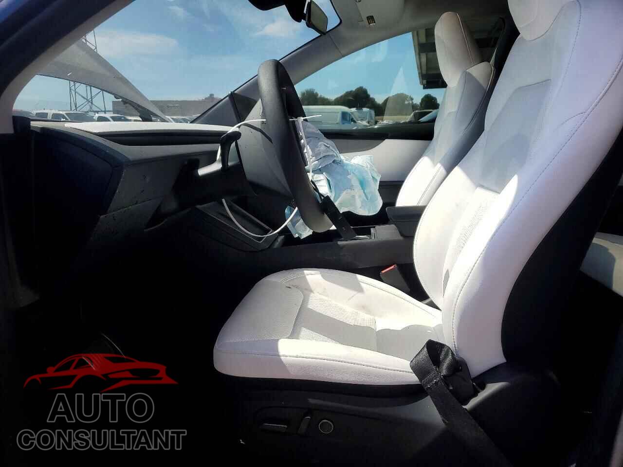 TESLA MODEL Y 2026 - 7SAYGDEE3TF424064