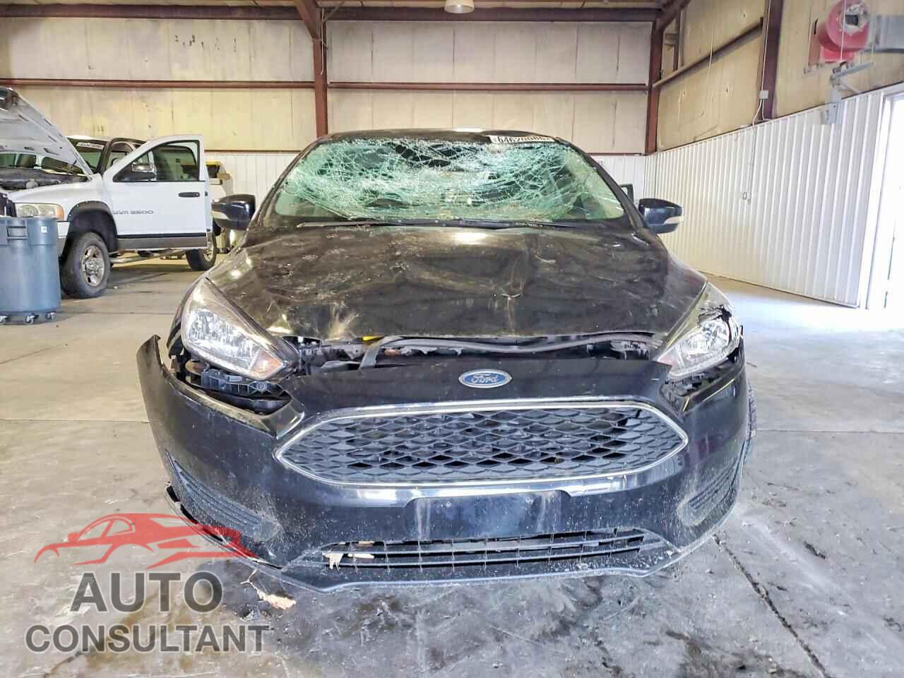 FORD FOCUS 2017 - 1FADP3F21HL348039